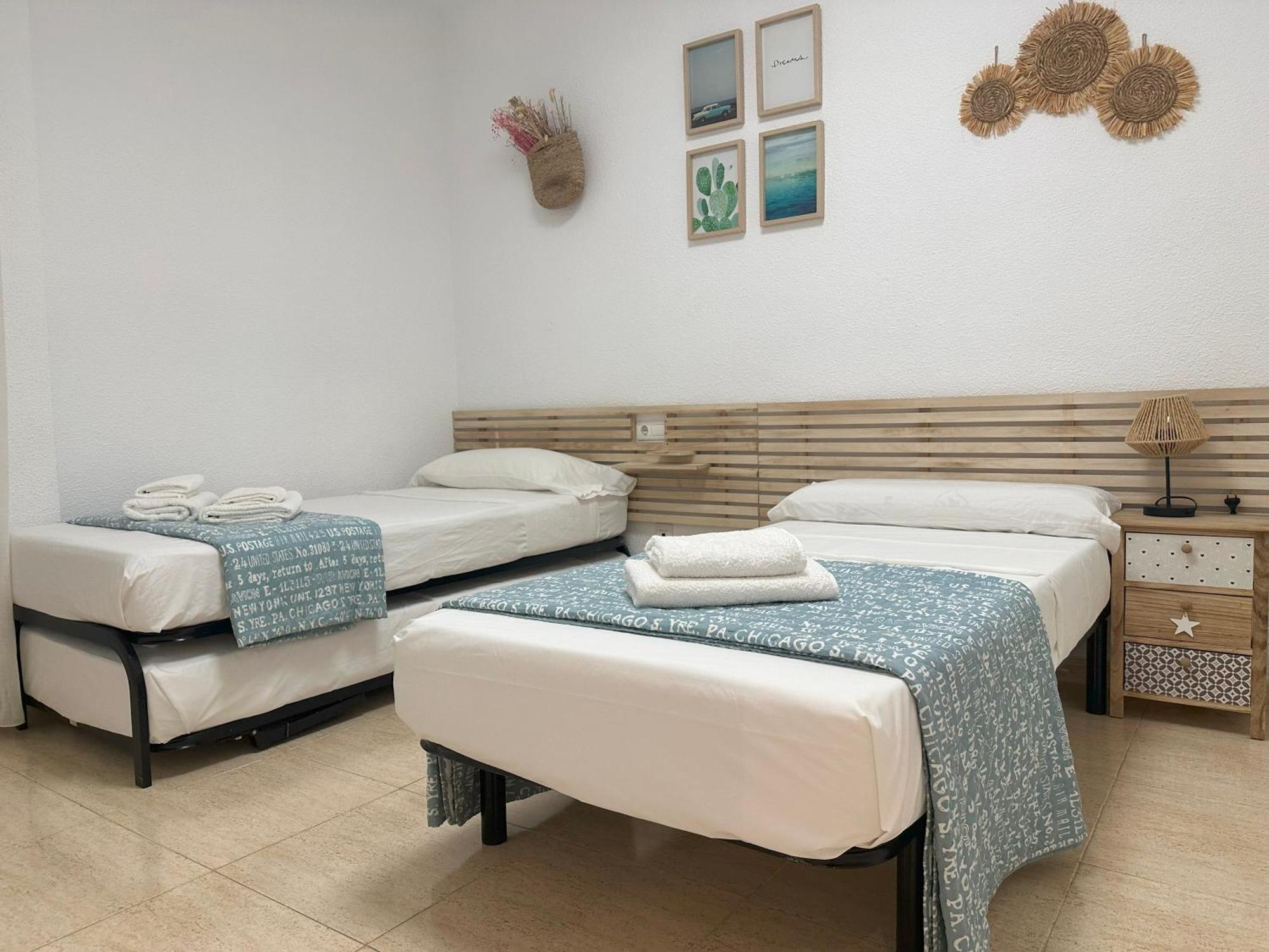 Alicante Beach And Center Ngoại thất bức ảnh