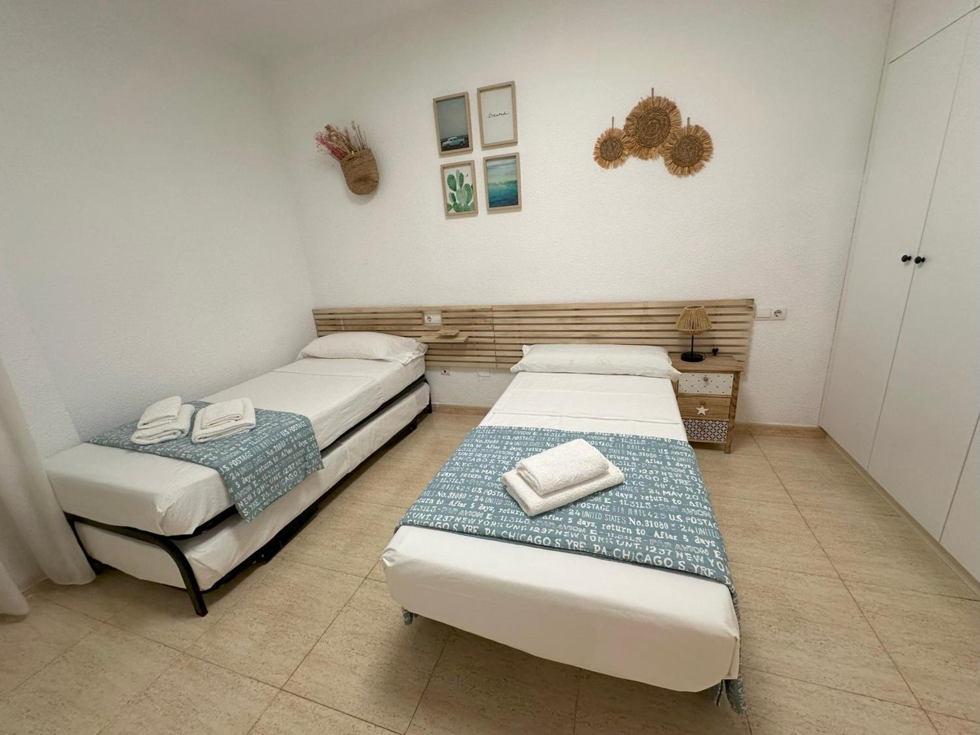Alicante Beach And Center Ngoại thất bức ảnh